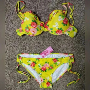 Xhilaration Floral Ruffle Yellow bikini NWT